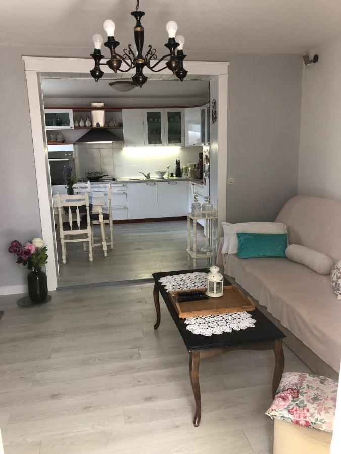 Apartmani Maretimo Примоштен Екстер'єр фото