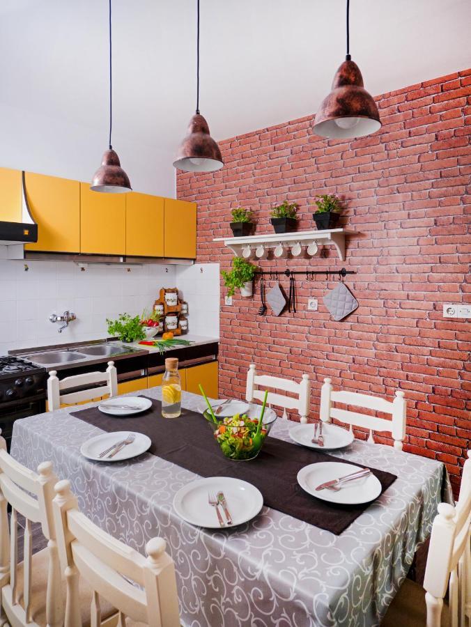 Apartmani Maretimo Примоштен Екстер'єр фото
