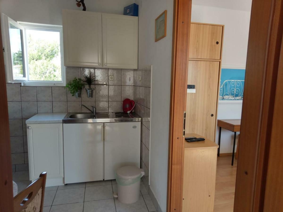 Apartmani Maretimo Примоштен Екстер'єр фото